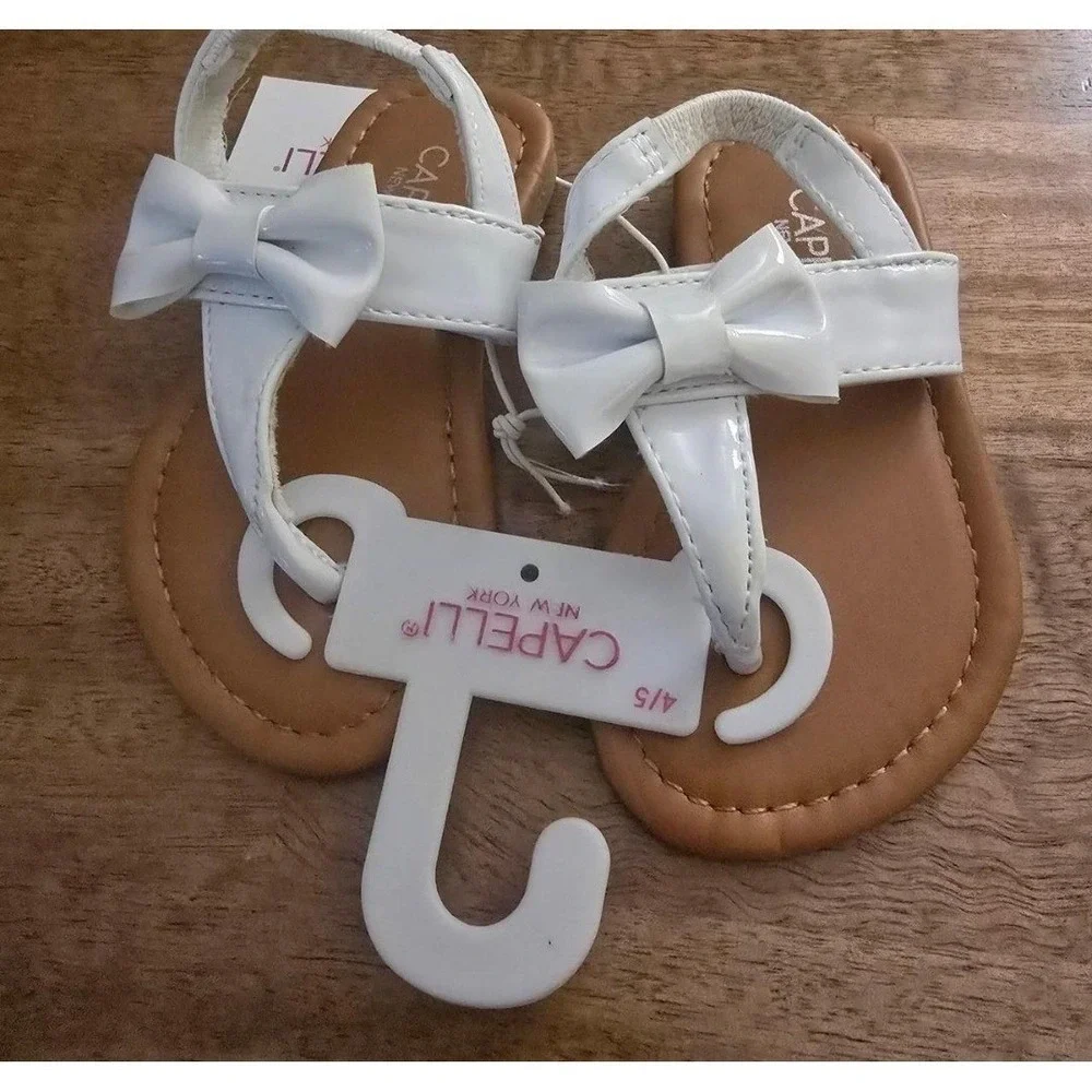 Capelli New York Toddler Girls White Patent Bow Sandals Size 4/5  NWT